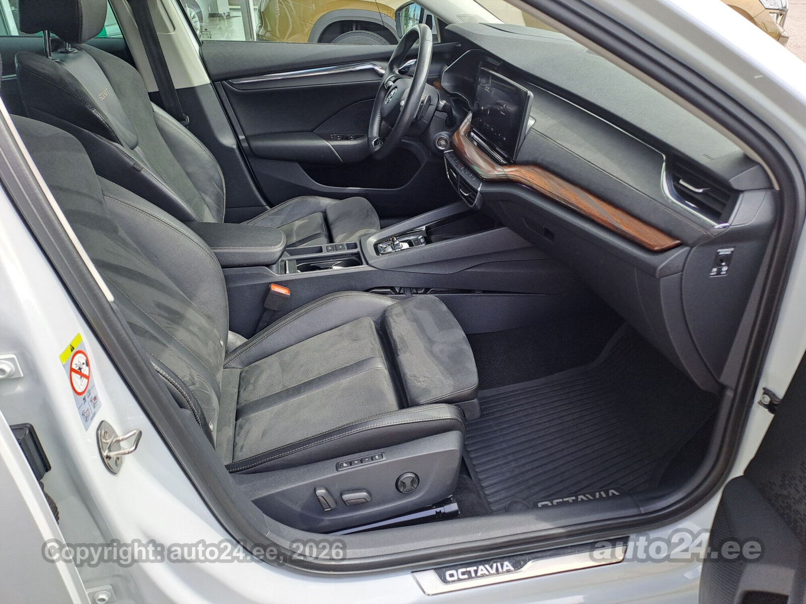 Škoda Octavia 2021, photo 5/7