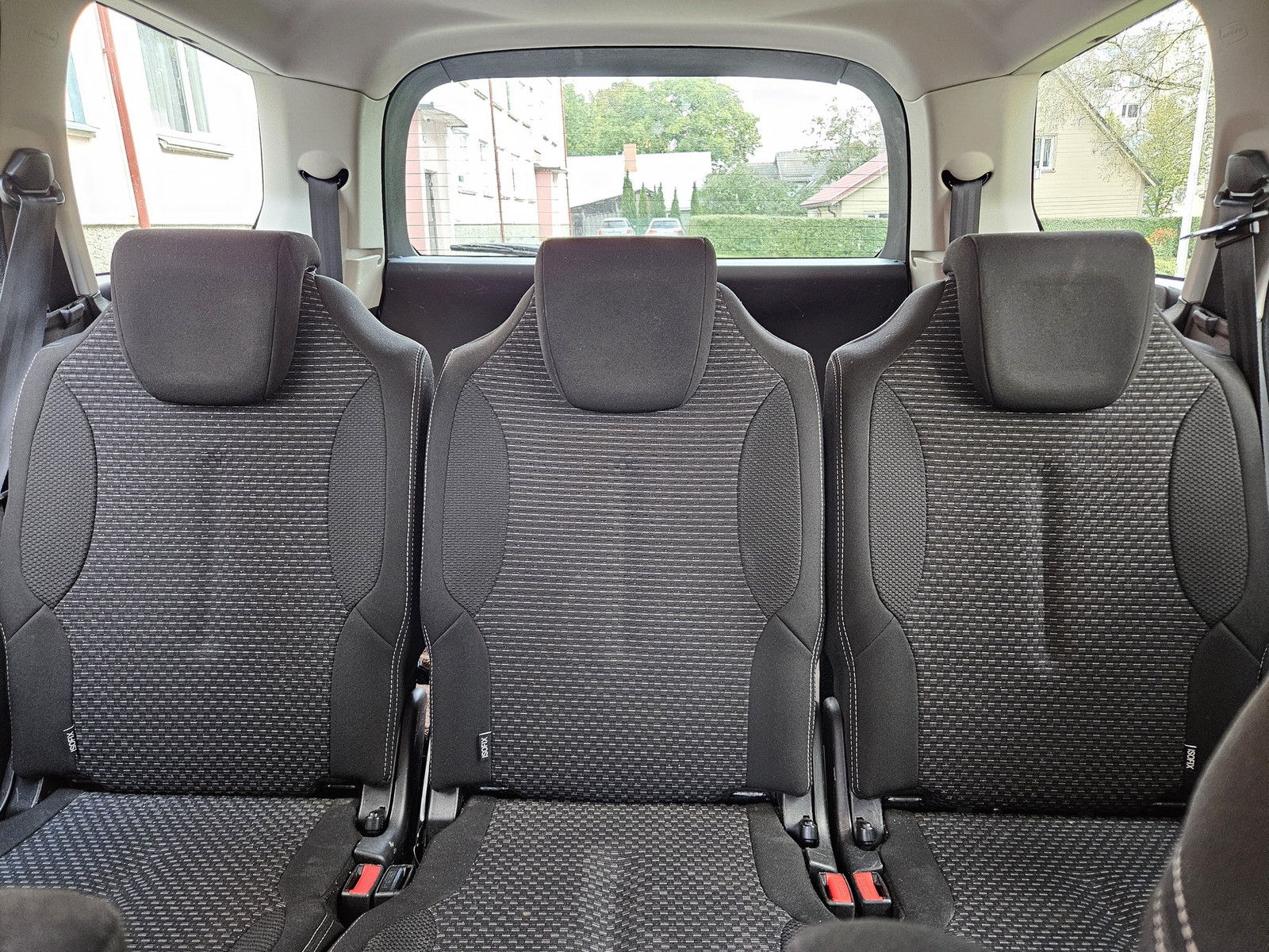 Citroën C4 Picasso 2011, photo 6/6