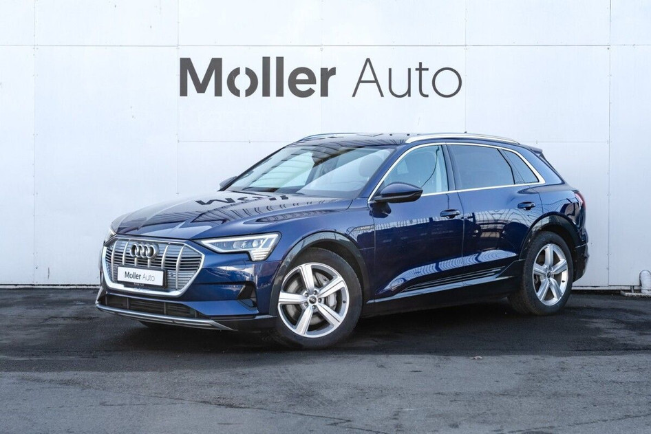 Audi e-tron, 2022, 300 kW, электричество, автомат