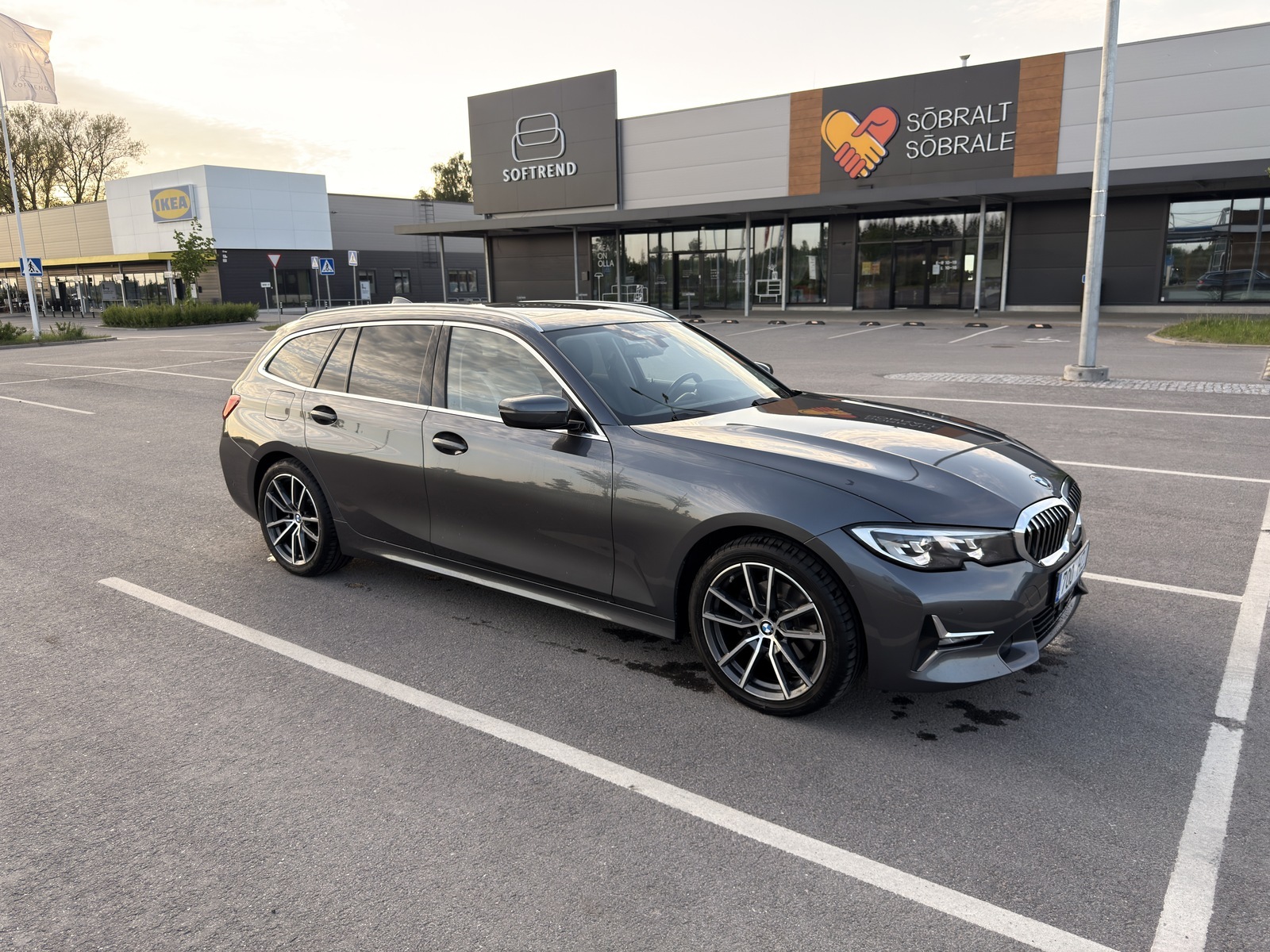 BMW 320 2020, photo 2/9
