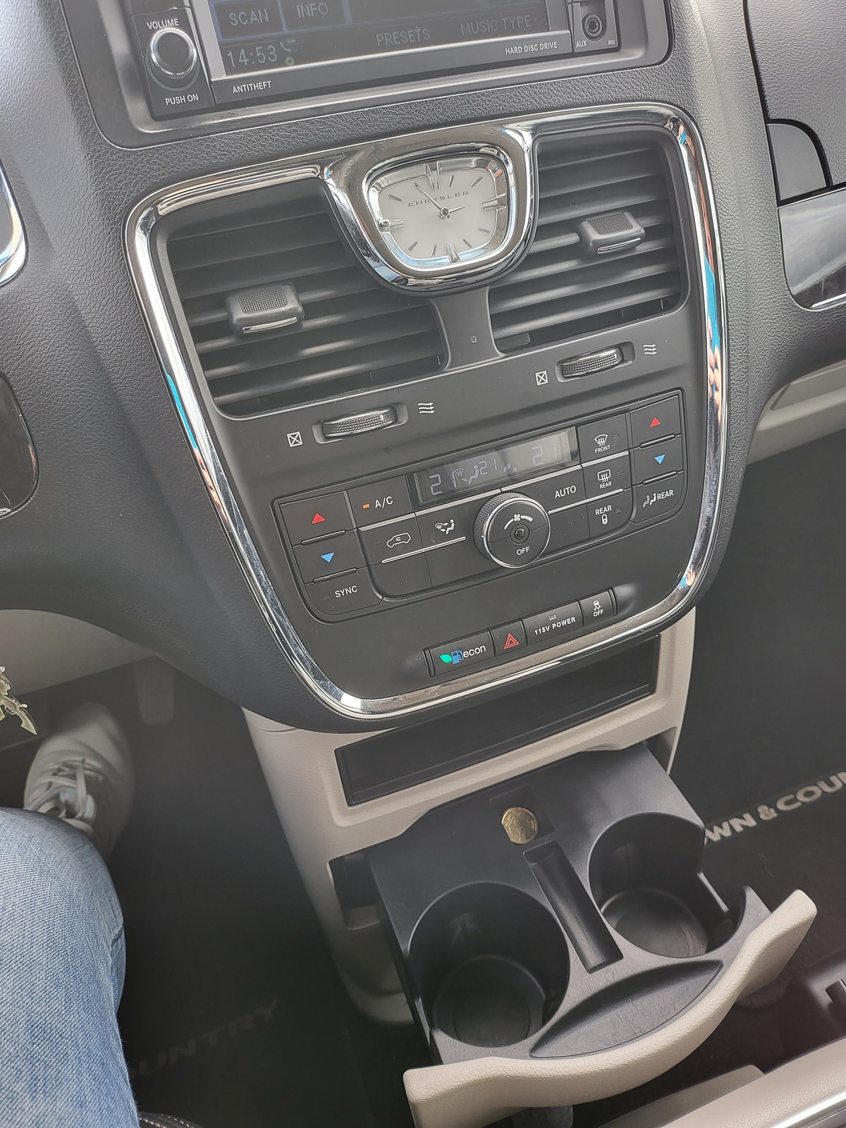 Chrysler Town & Country 208kW 2014, photo 6/15