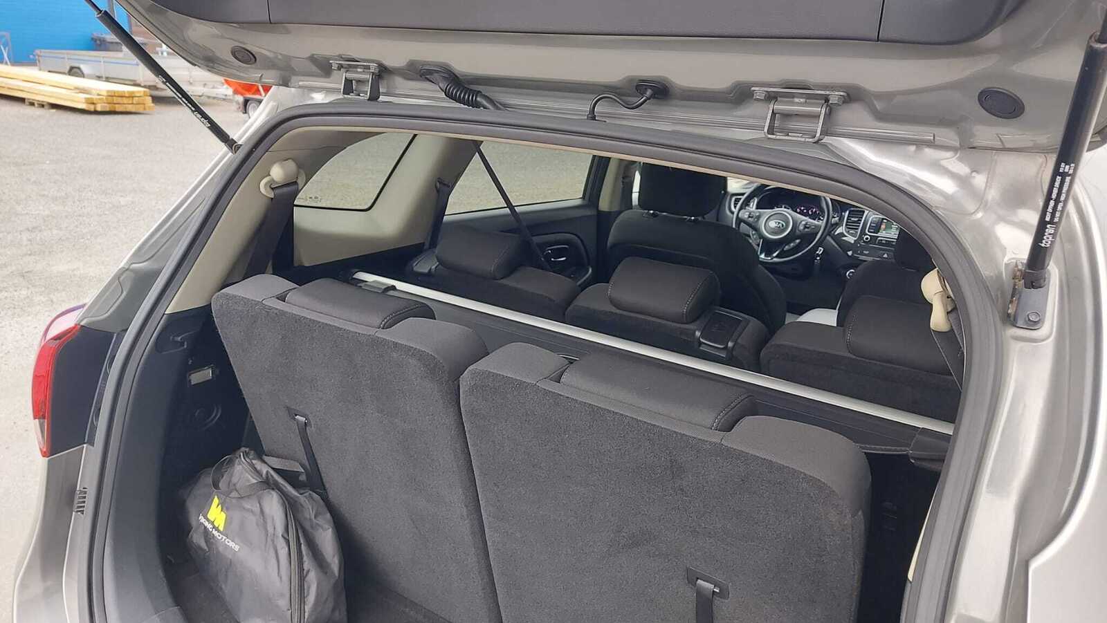 Kia Carens 2017, photo 5/10