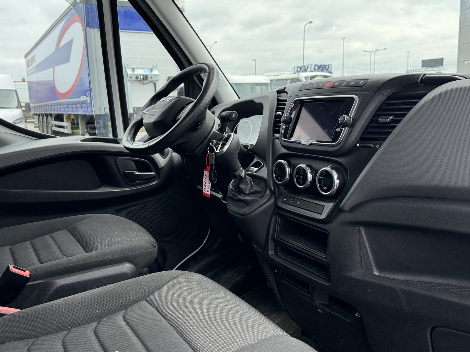 Iveco Daily 2025, photo 7/15