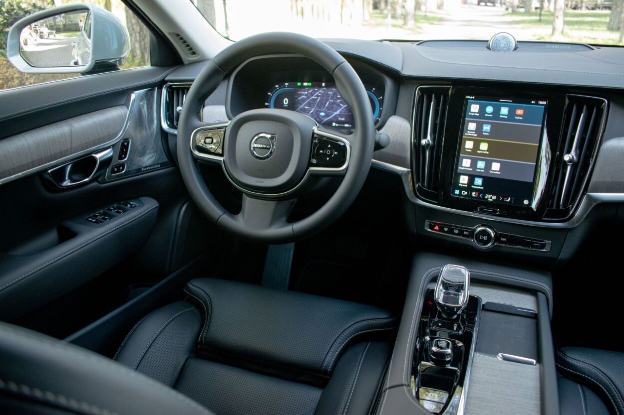 Volvo S90 2024, kuva 3/19