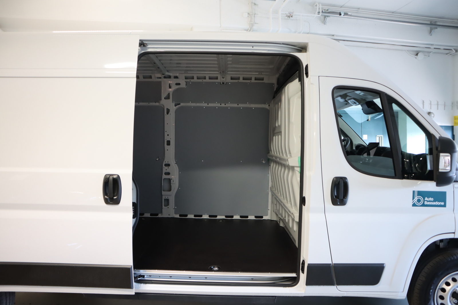Citroën Jumper 2024, photo 4/27