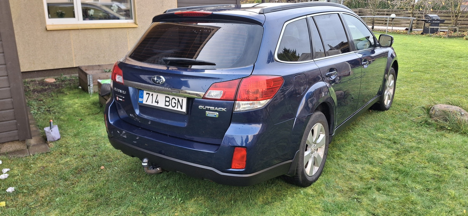Subaru Legacy 2012, photo 5/10
