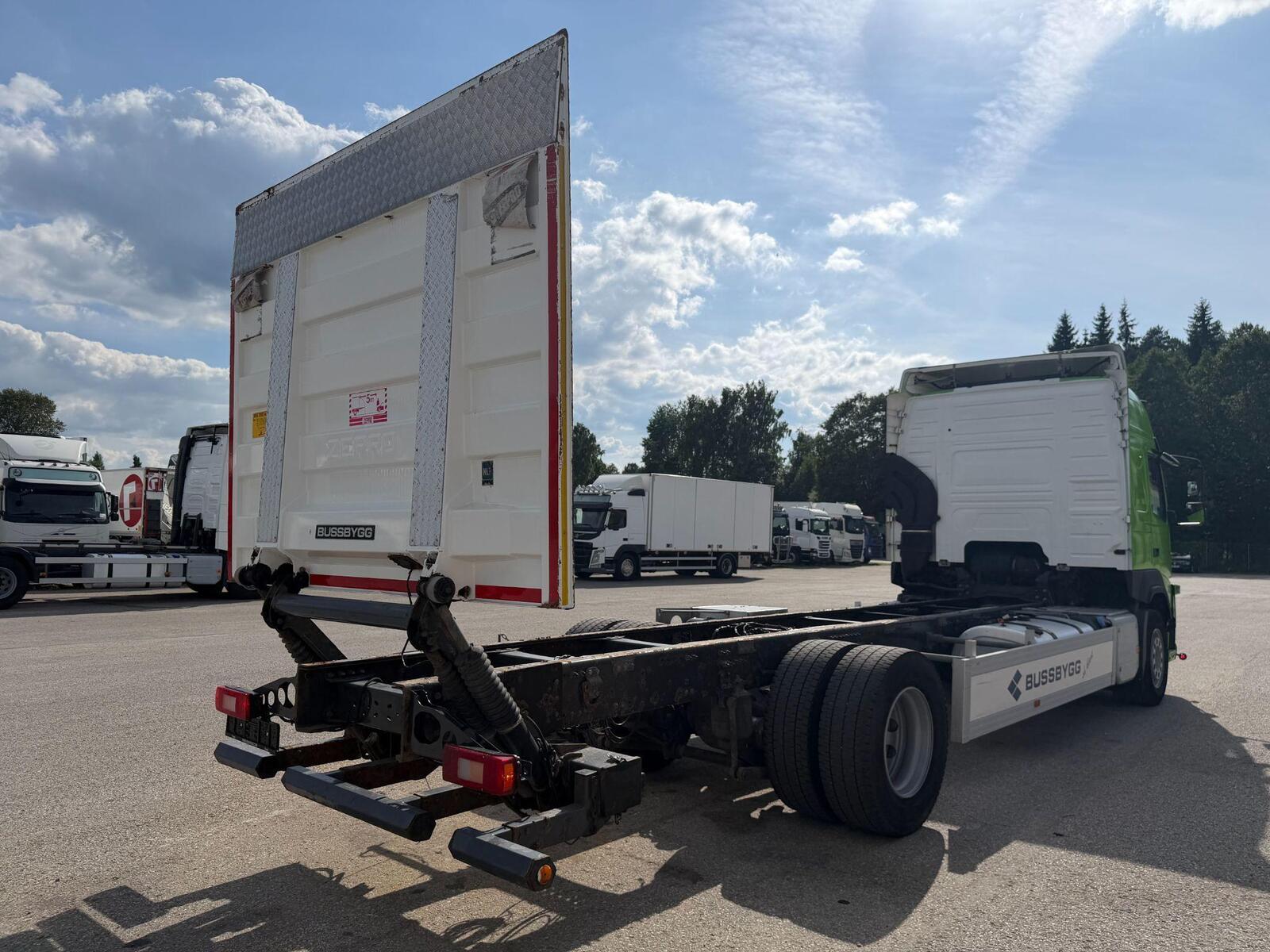 Volvo FM330 2018, kuva 4/23