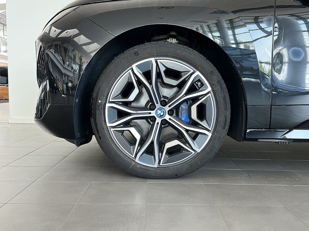 BMW iX 2023, kuva 4/20