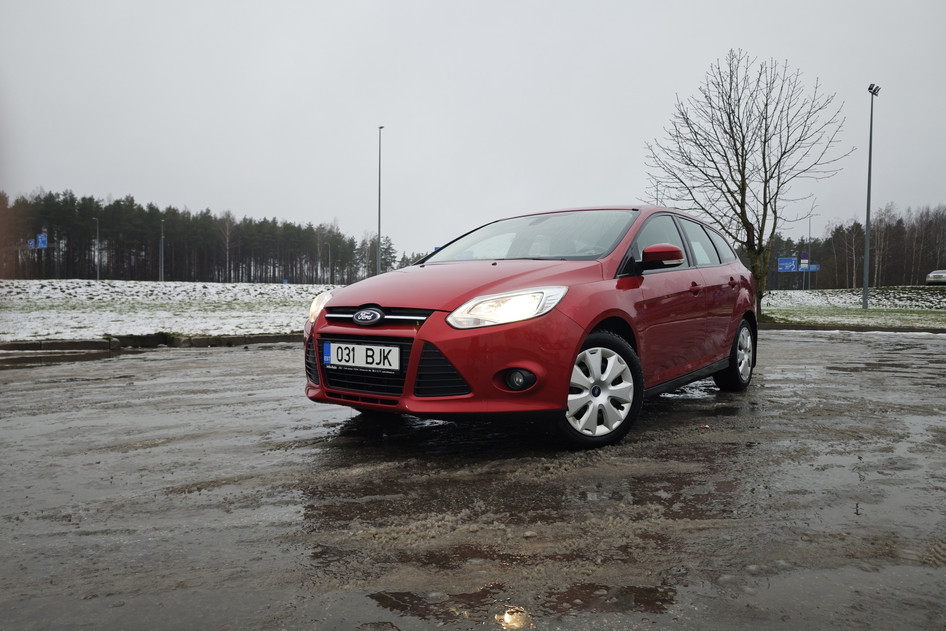 Ford Focus, 2013, 1.6, 77 kW, petrol, manual, front-wheel drive