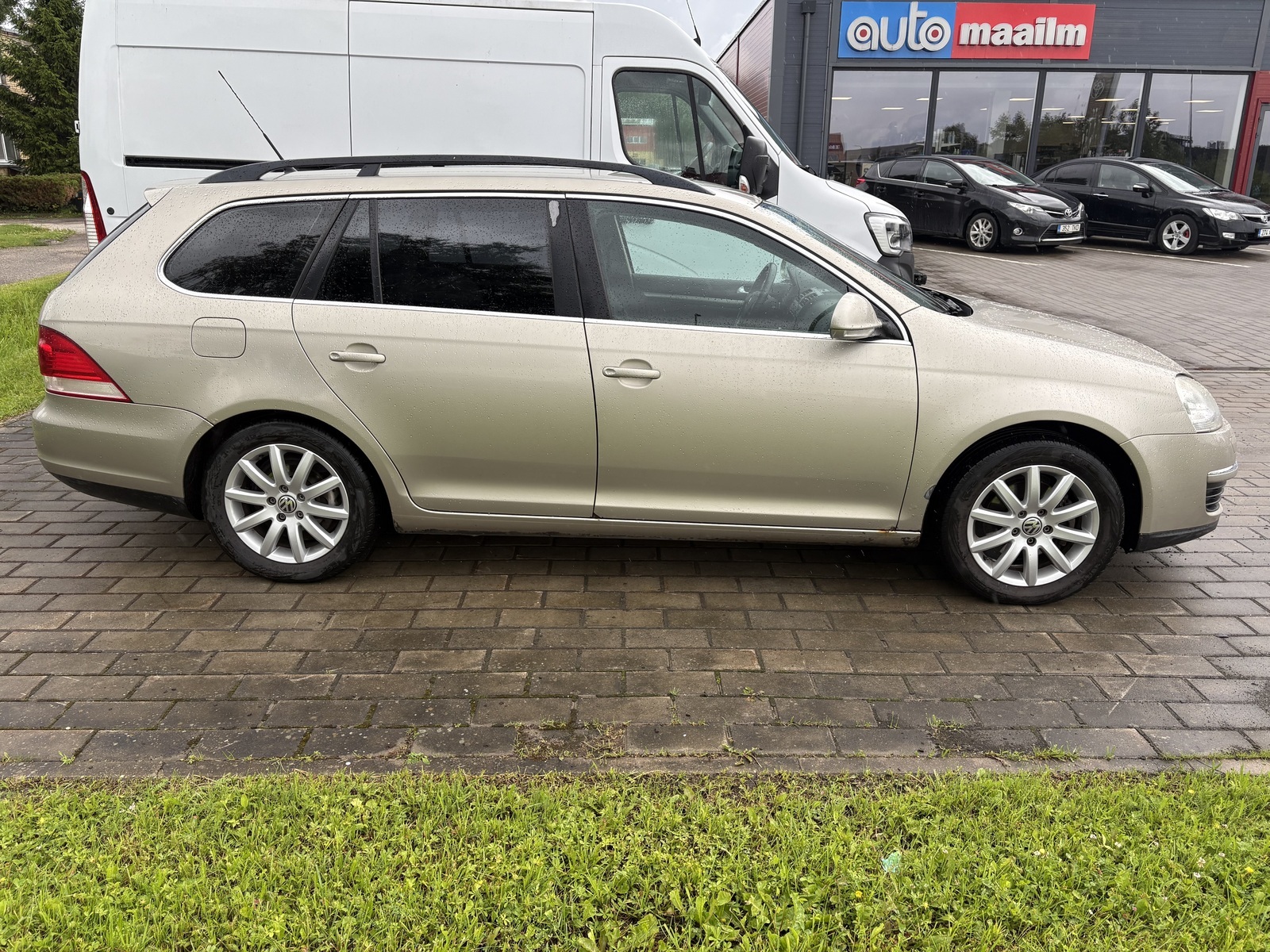 Volkswagen Golf 2009, kuva 4/9