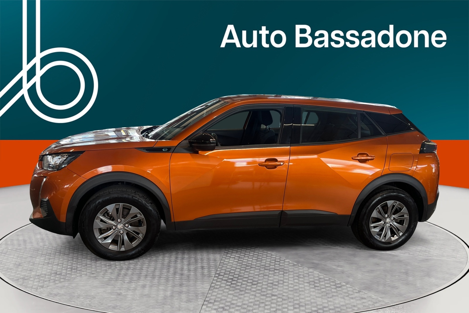 Peugeot 2008 2023, photo 2/20