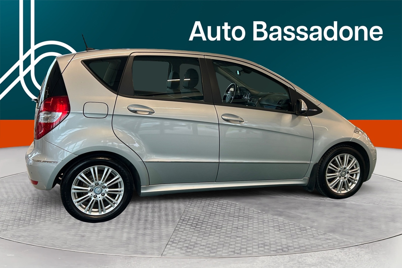 Mercedes-Benz A 2011, kuva 6/18