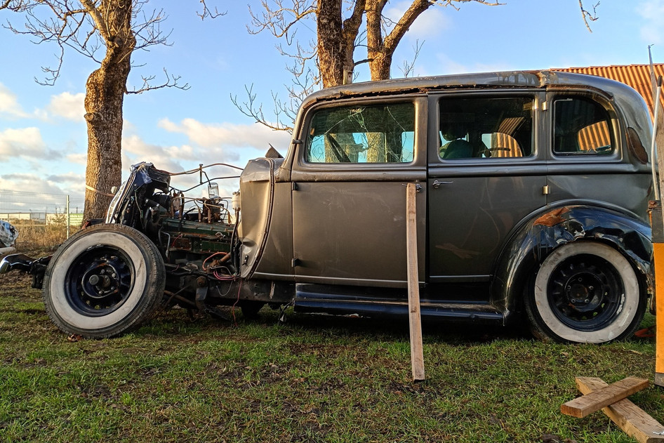 Oldsmobile REO, 1934, petrol, manual, rear-wheel drive