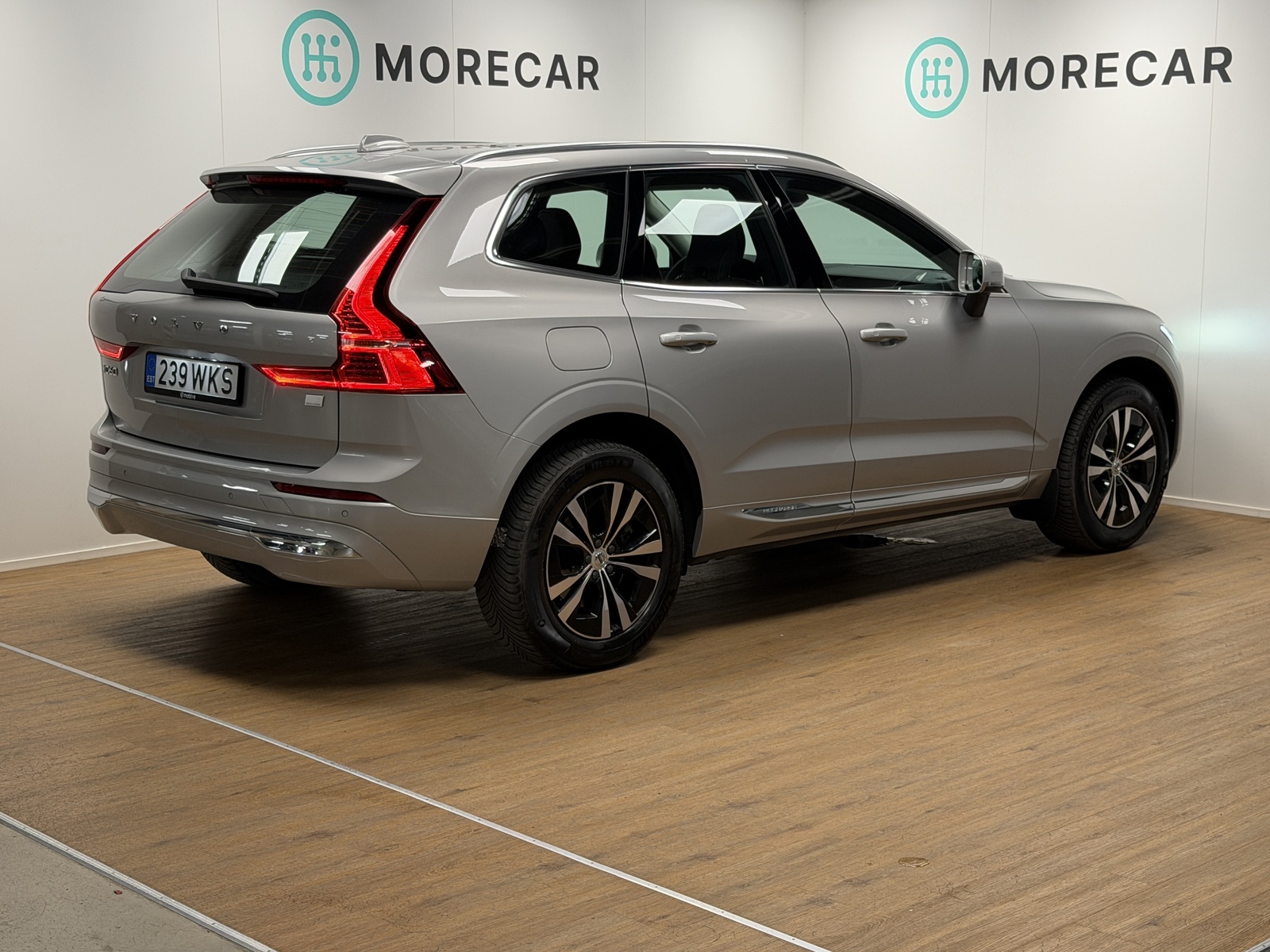 Volvo XC60 2023, photo 2/24