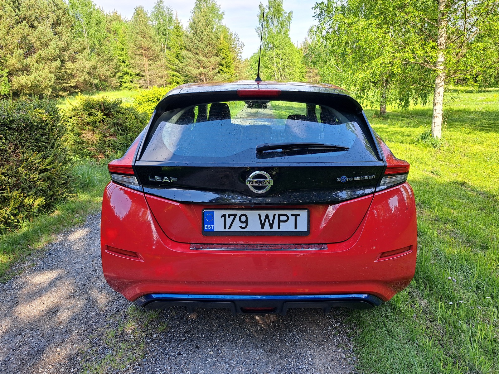 Nissan Leaf 2018, photo 5/10