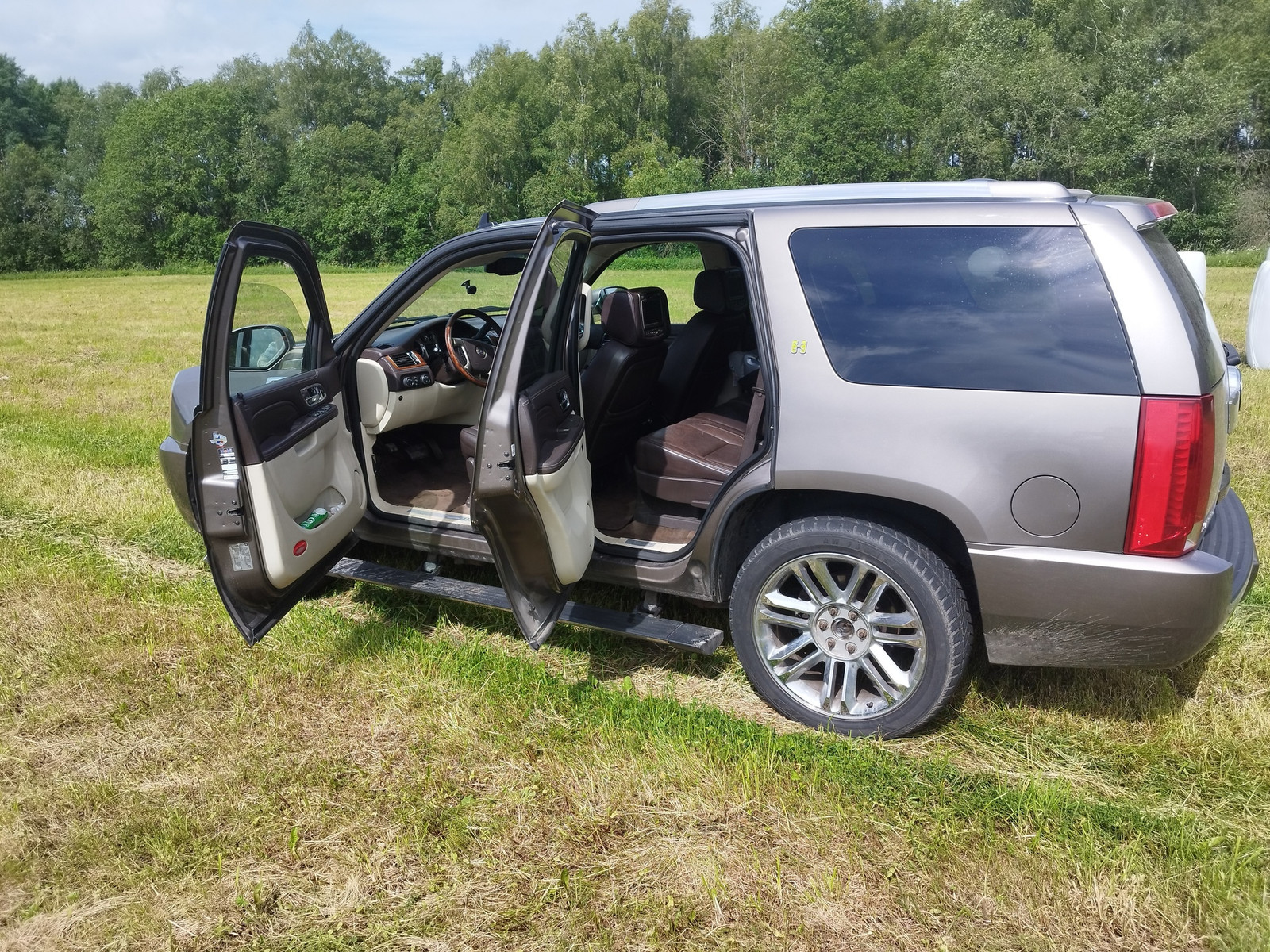 Cadillac Escalade 2012, photo 2/10