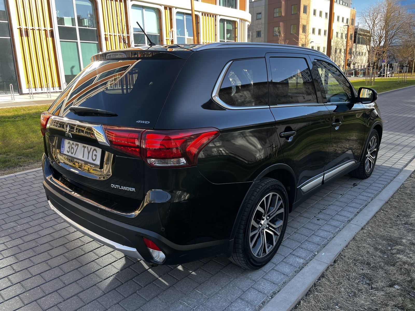 Mitsubishi Outlander 2016, photo 4/12