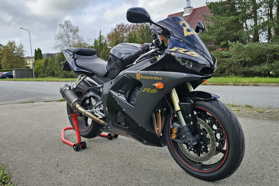 Yamaha YZF-R6, 2005, 0.6, 88.2 kW, petrol, manual, rear-wheel drive