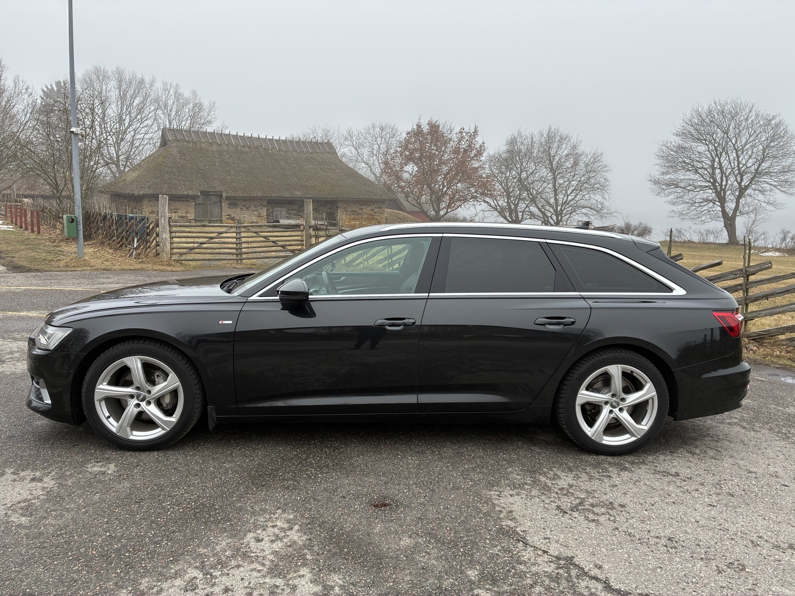 Audi A6 2020, photo 2/16