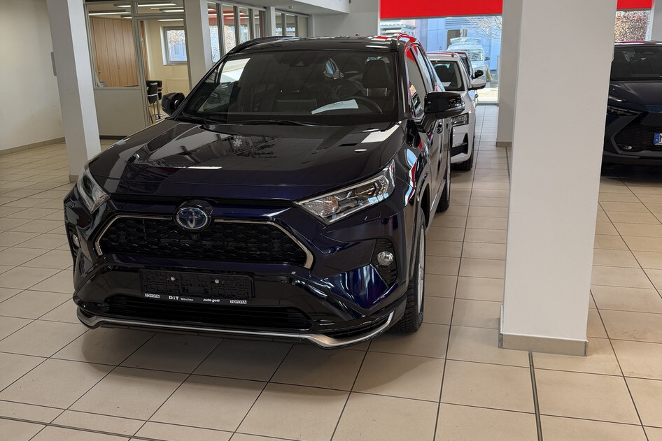 Toyota RAV4, 2022, 2.5, 225 kW, uzlādējams hibrīds (benzīns/elektrība), automātiskā, pilnpiedziņa