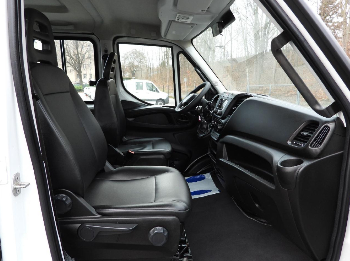 Iveco Daily 2020, photo 6/7