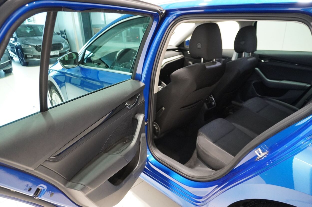 Škoda Octavia 2024, kuva 7/10