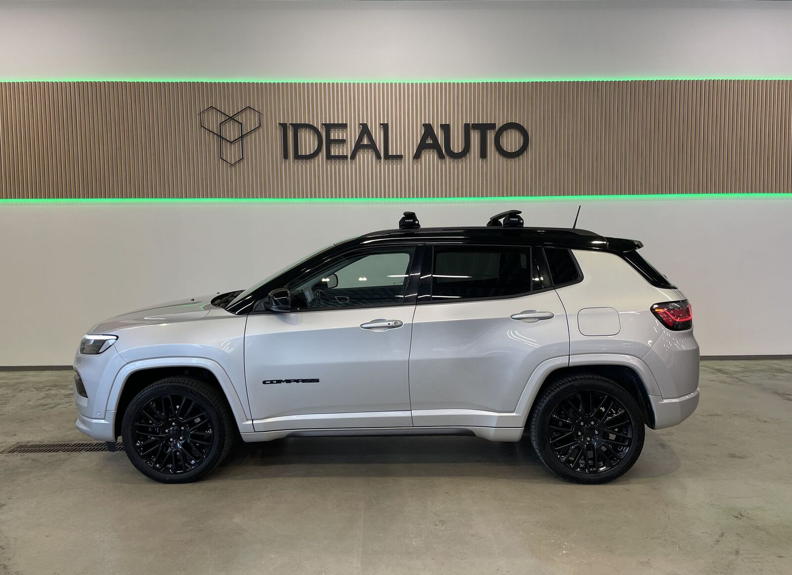 Jeep Compass 2022, photo 2/10