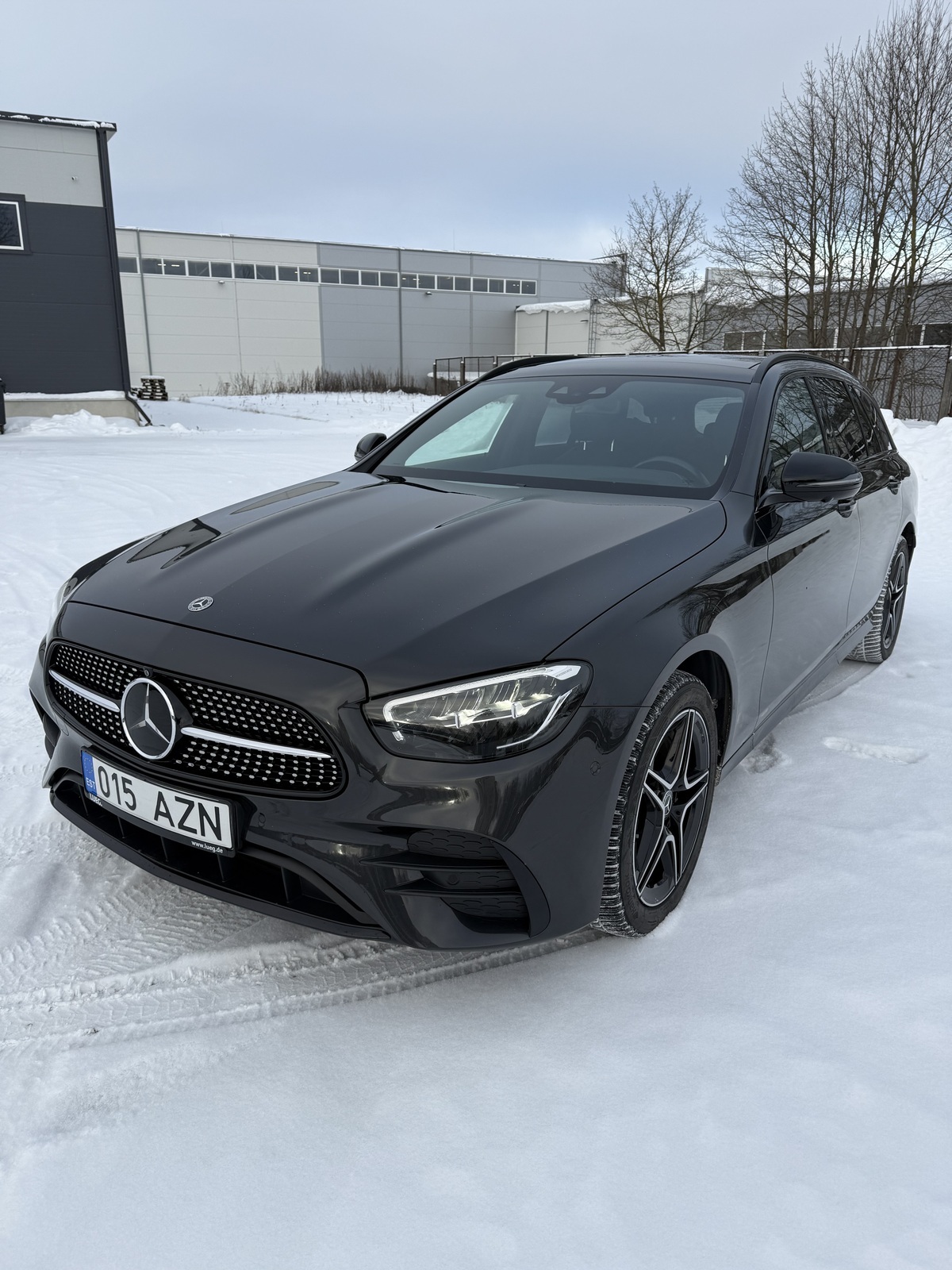 Mercedes-Benz E 300 2022, kuva 2/19