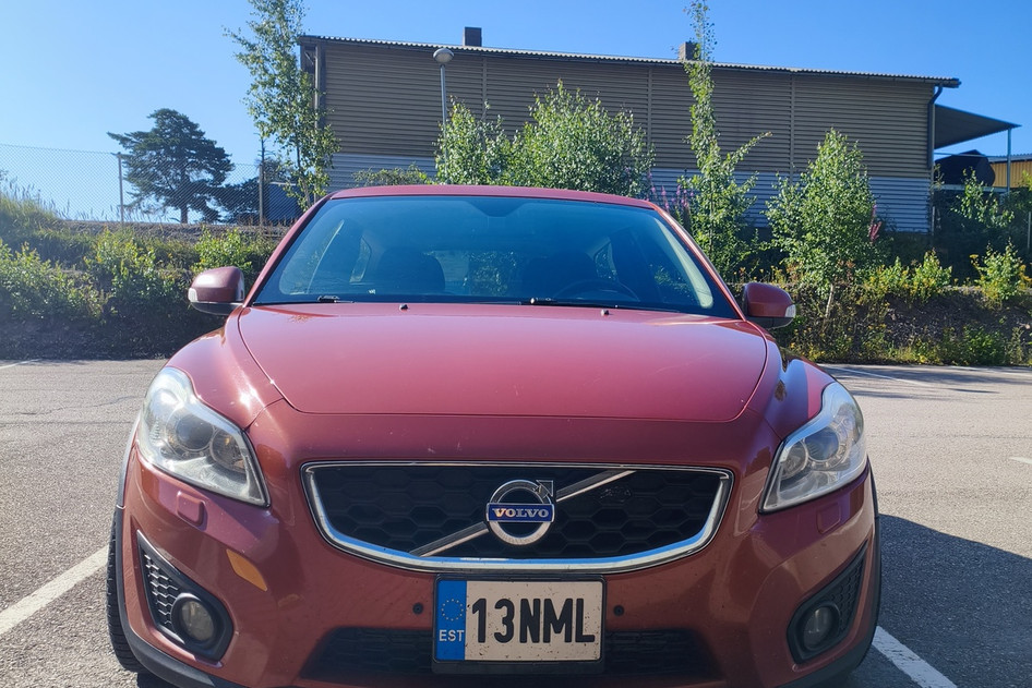 Volvo C30, 2010, 1.6, 80 kW, diesel, manual, front-wheel drive