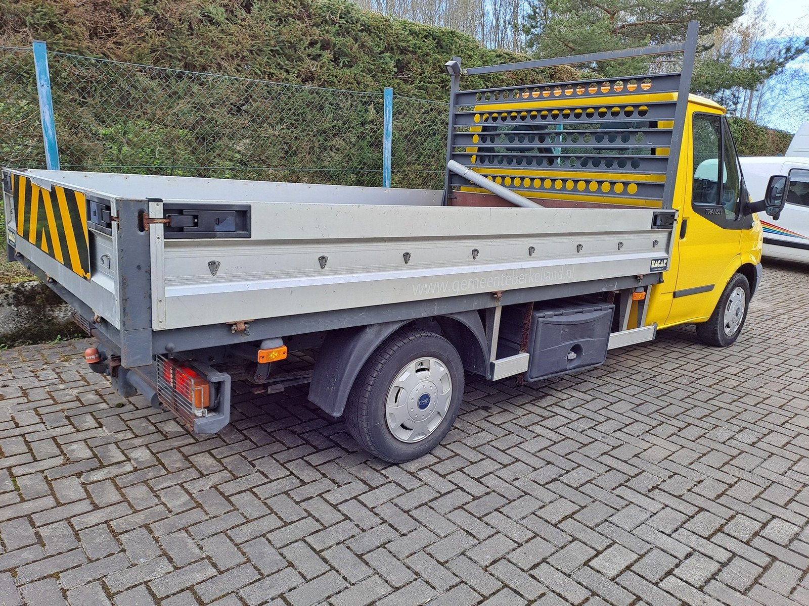 Ford Transit 2009, kuva 4/16