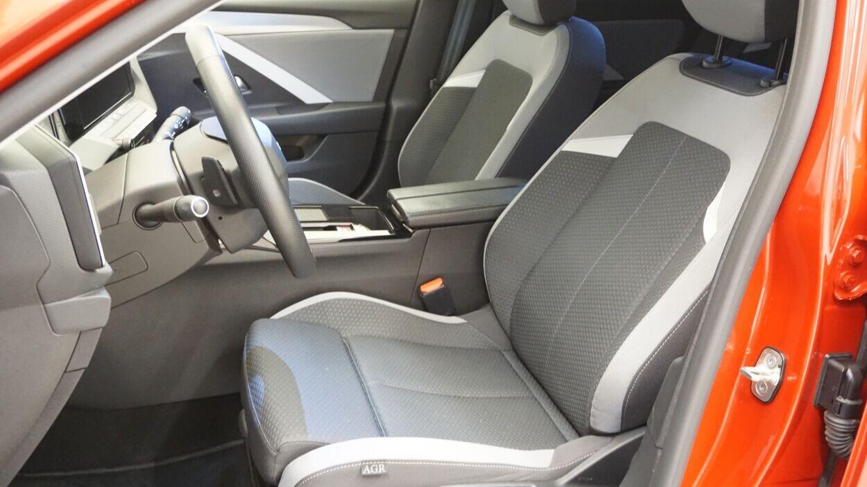 Opel Astra 2023, photo 7/20