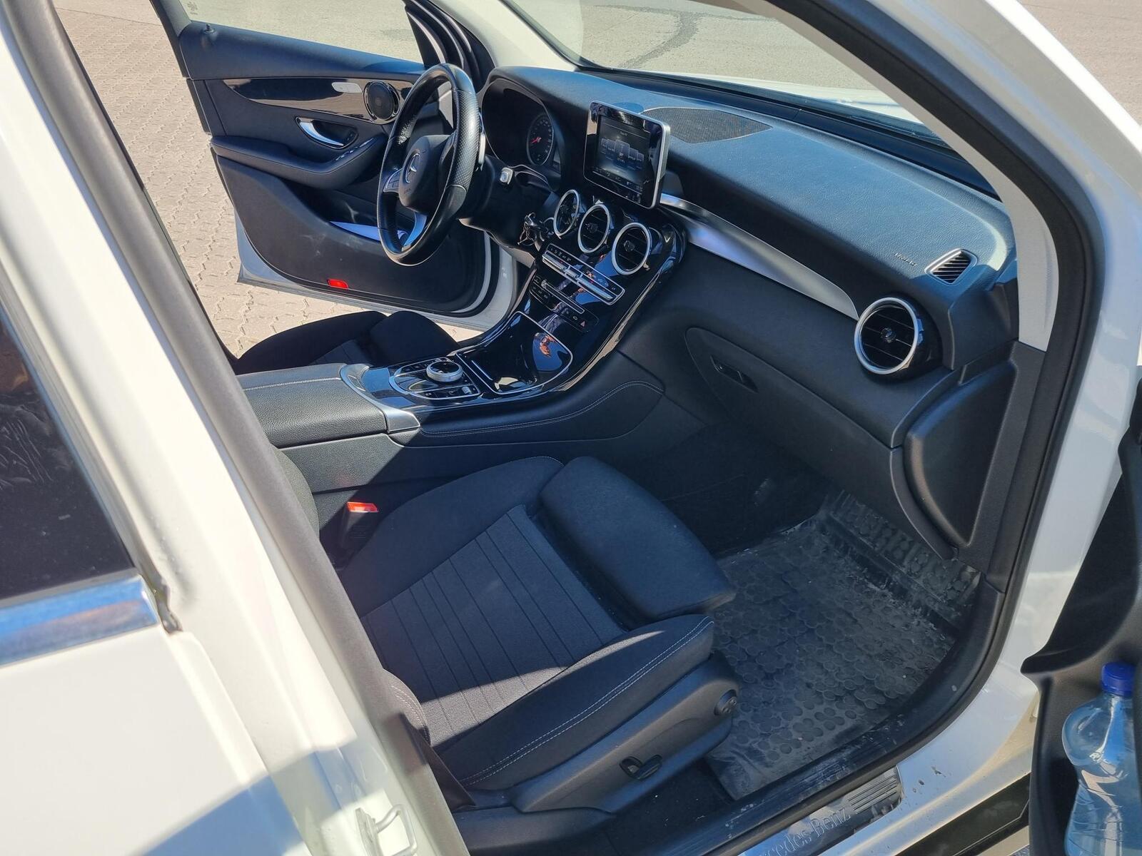 Mercedes-Benz GLC 220 2015, photo 4/5