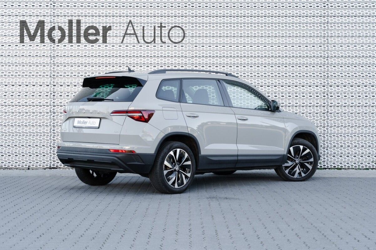 Škoda Karoq 2023, photo 6/29