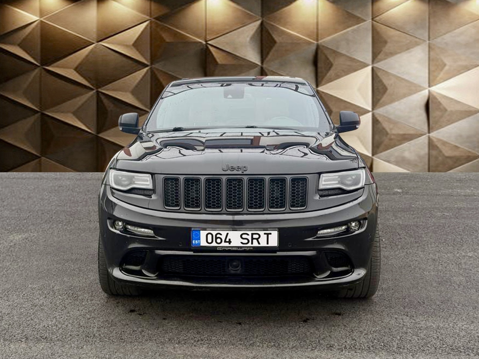 Jeep Grand Cherokee SRT 2015, kuva 2/29