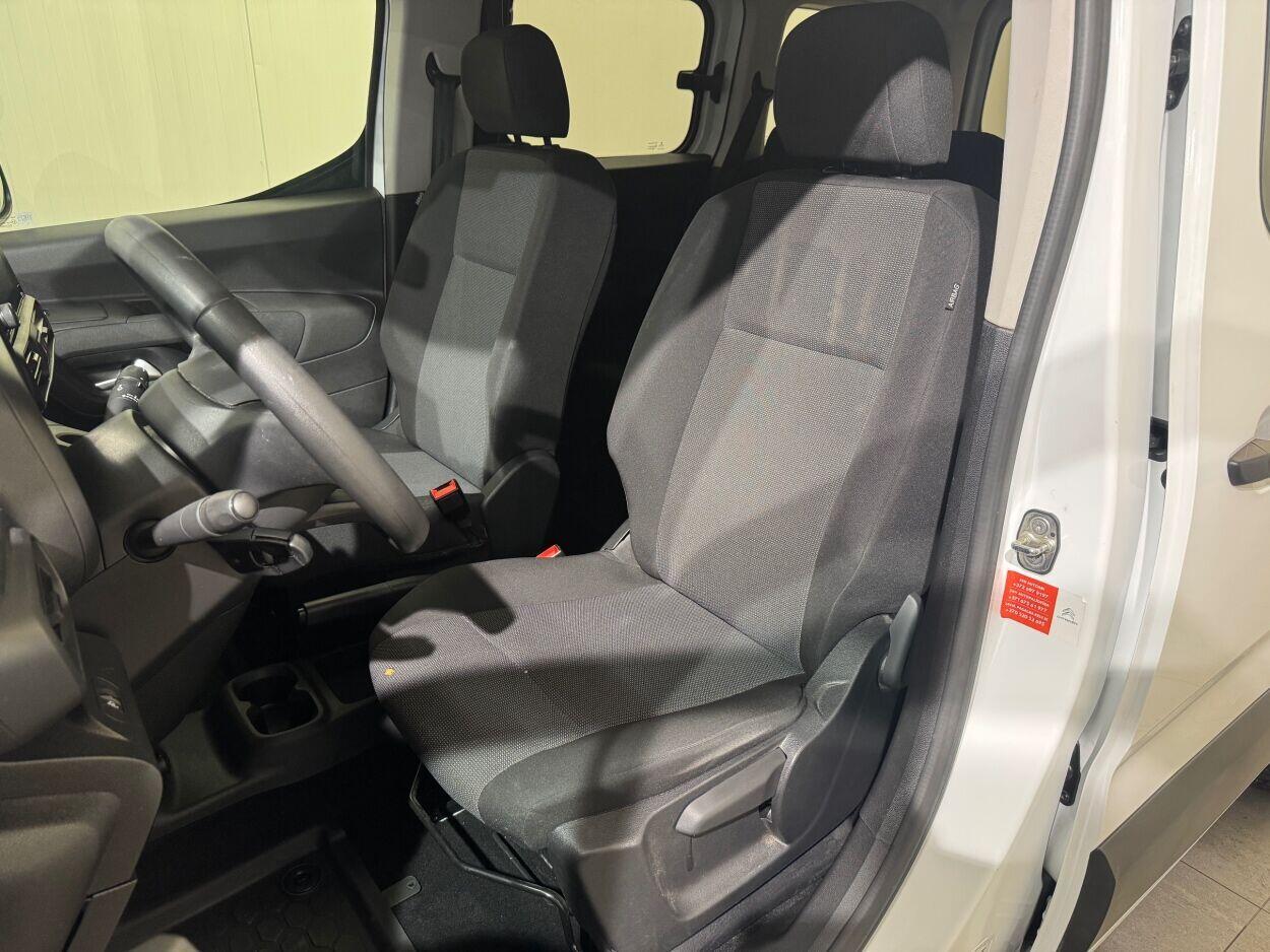 Citroën Berlingo 2021, photo 7/10