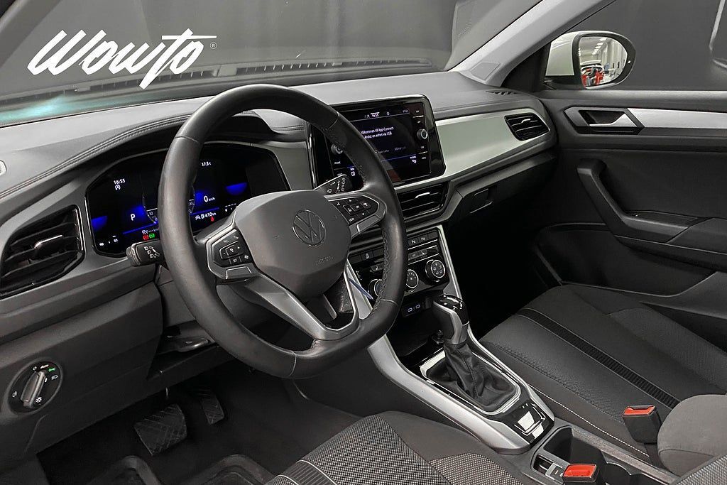 Volkswagen T-Roc 2022, photo 6/17