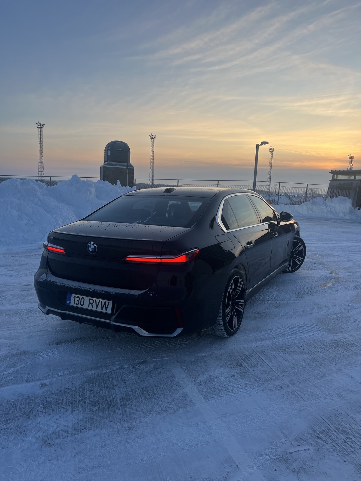 BMW i7 2023, photo 7/21