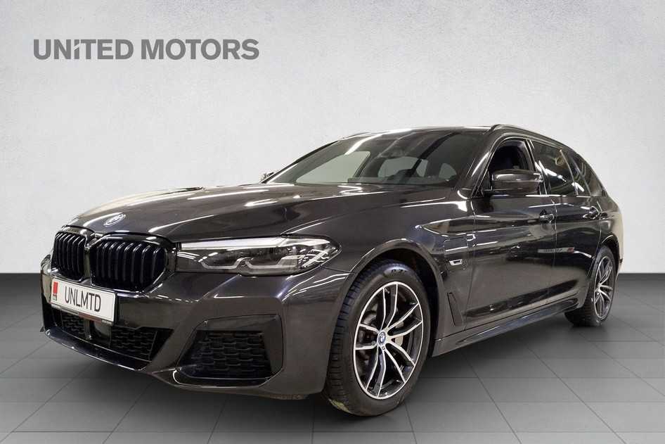 BMW 530, 2023, 2.0, 135 kW, pistikhübriid (bensiin/elekter), automaat, nelikvedu