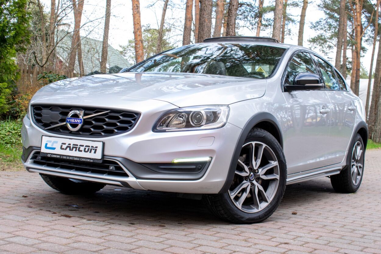 Volvo S60 Cross Country AWD Summum Intelli PRO Xenium Wn 2.4 D4 140kW