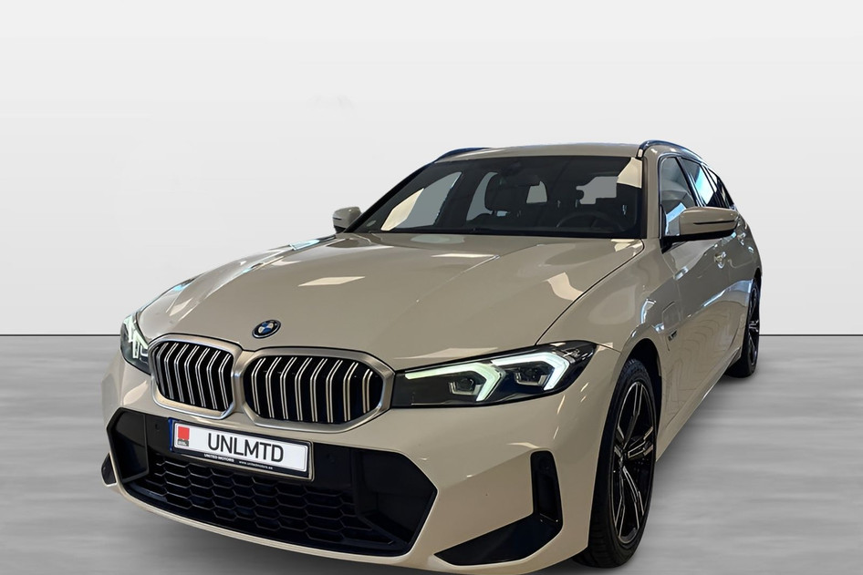 BMW 330, 2023, 2.0, hybrid (petrol/electric), automatic, four-wheel drive