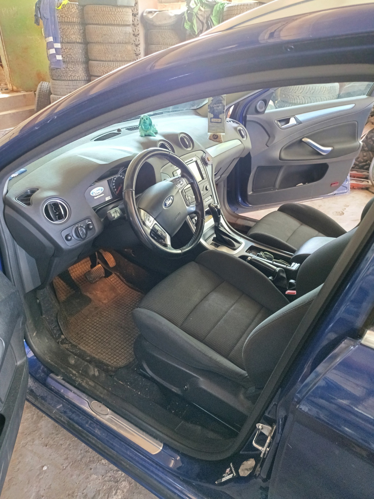 Ford Mondeo 2014, photo 7/11
