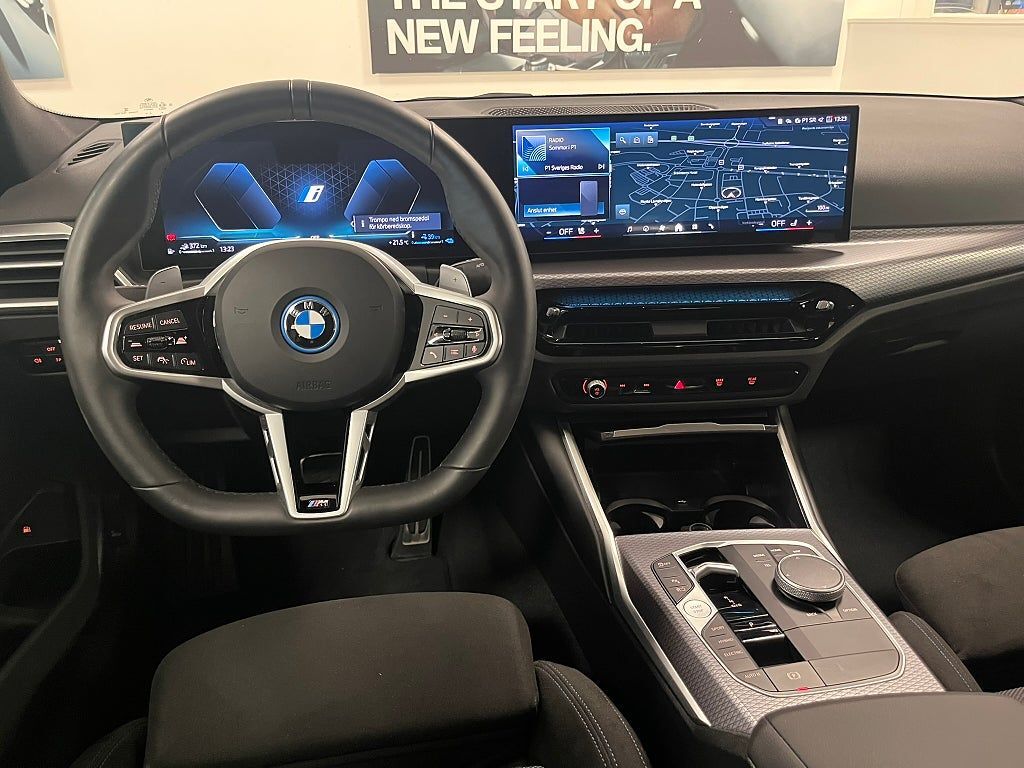 BMW 330 2024, kuva 3/22