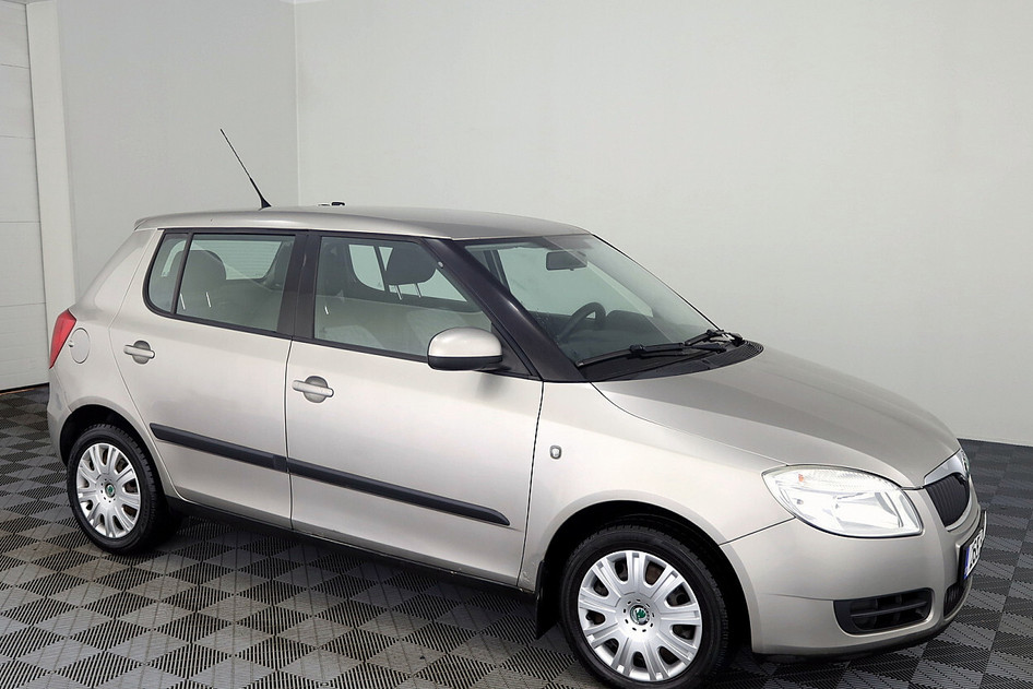 Škoda Fabia, 2009, 1.2, 69 kW, бензин, механическая, передний привод