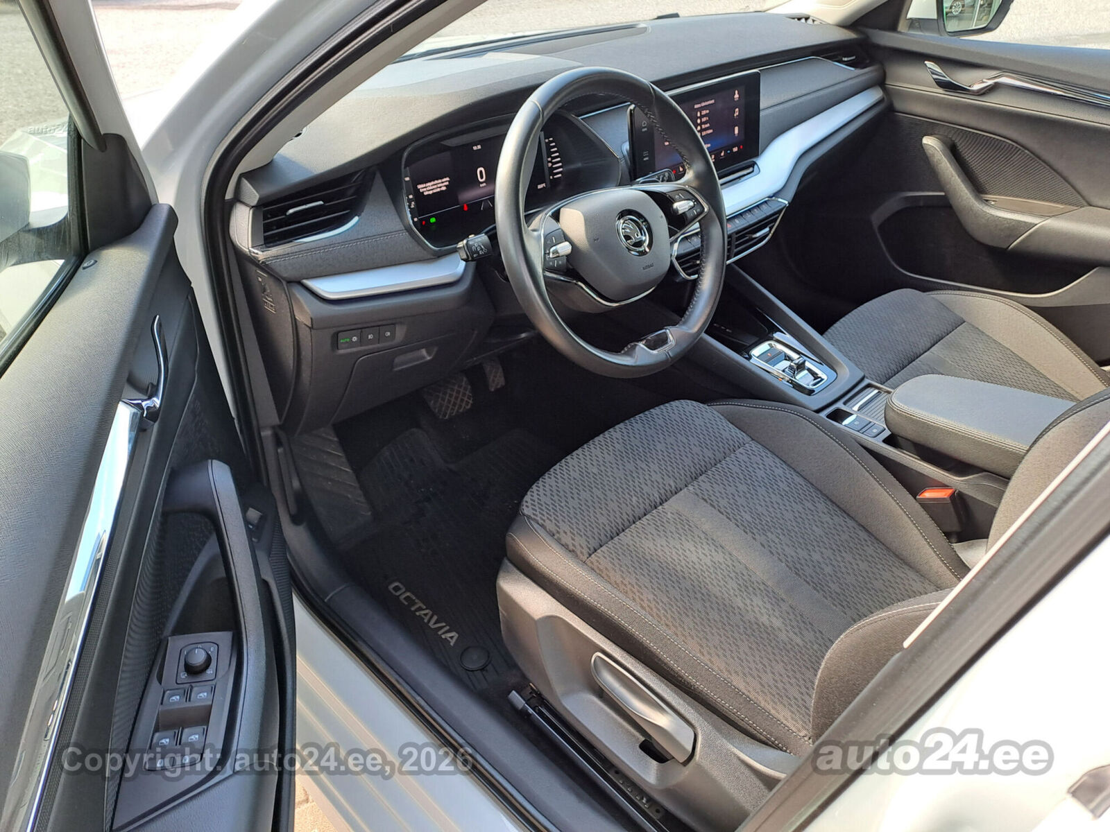 Škoda Octavia 2022, photo 4/7