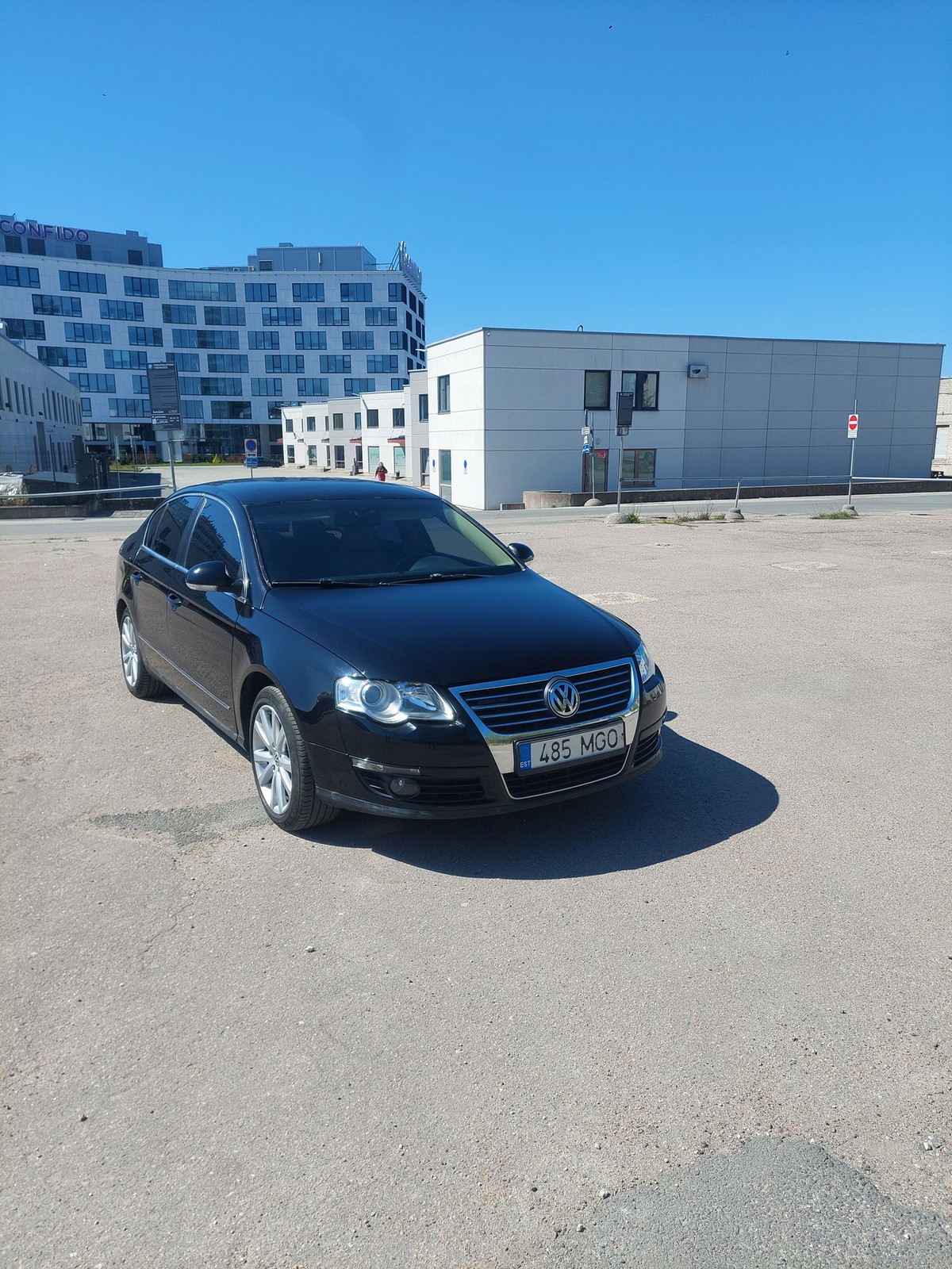 Volkswagen Passat 2006, photo 3/9
