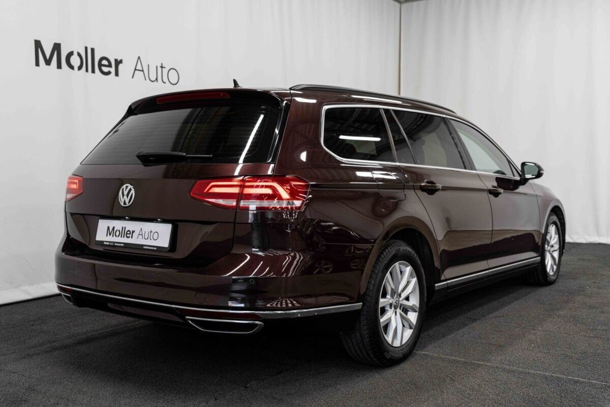 Volkswagen Passat 2017, photo 5/10