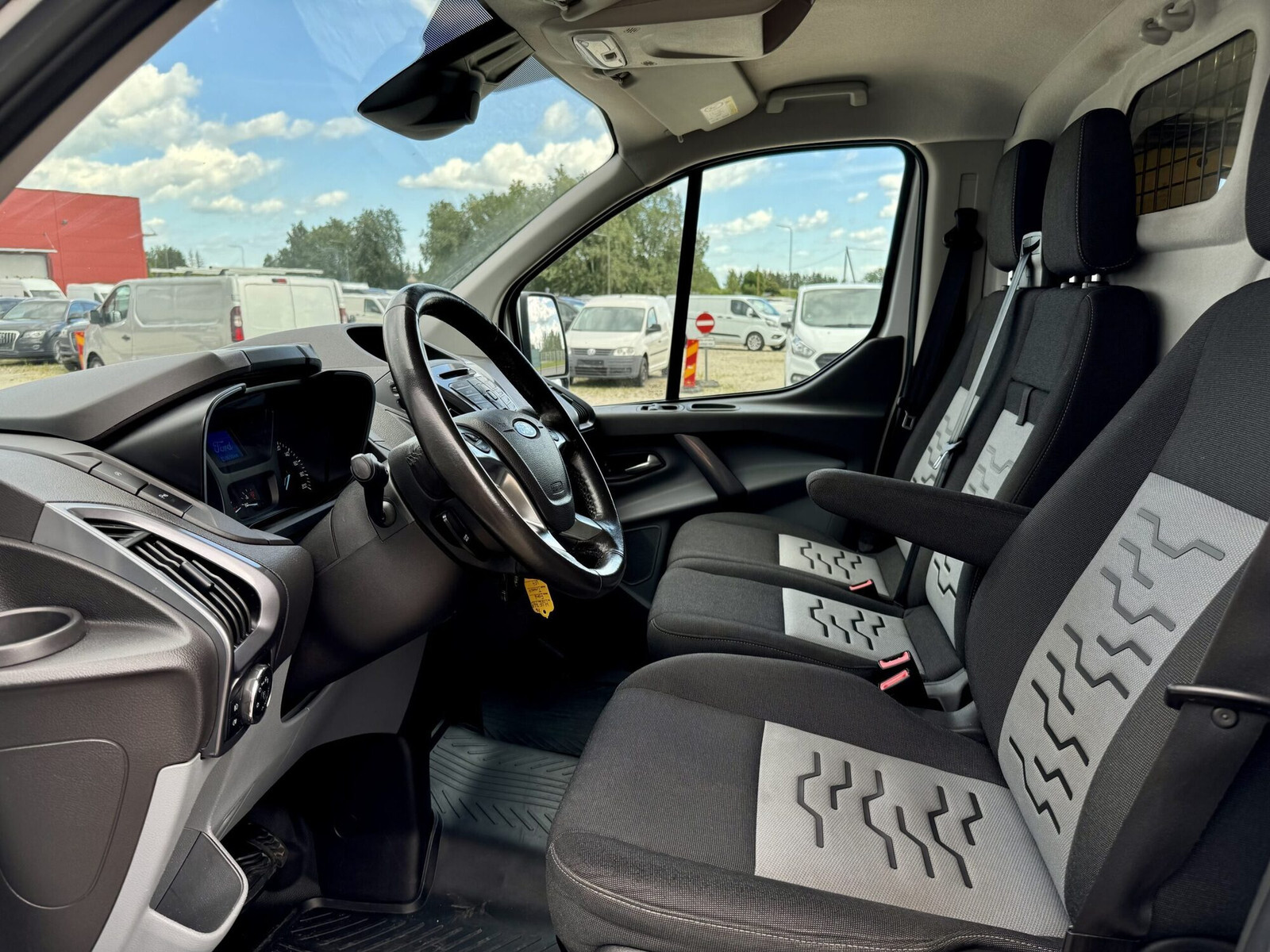 Ford Transit Custom 2017, kuva 5/25