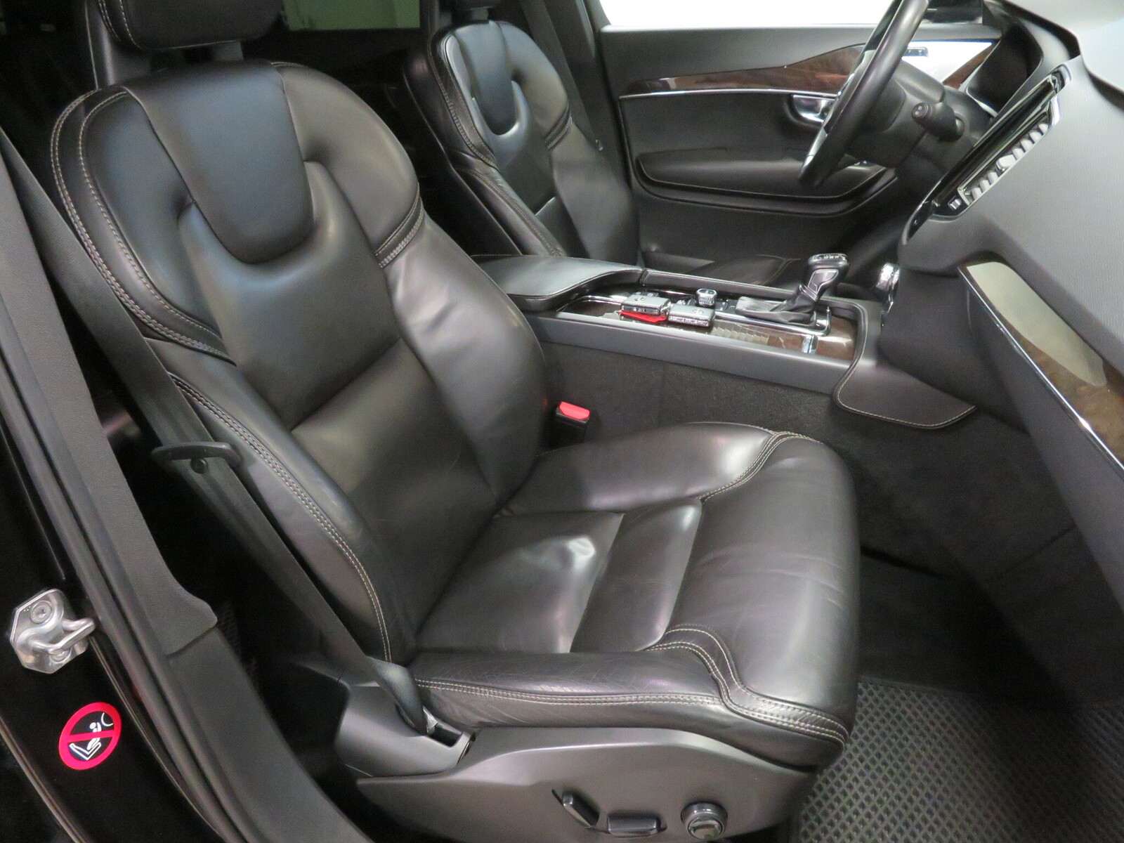 Volvo XC90 2016, photo 4/11