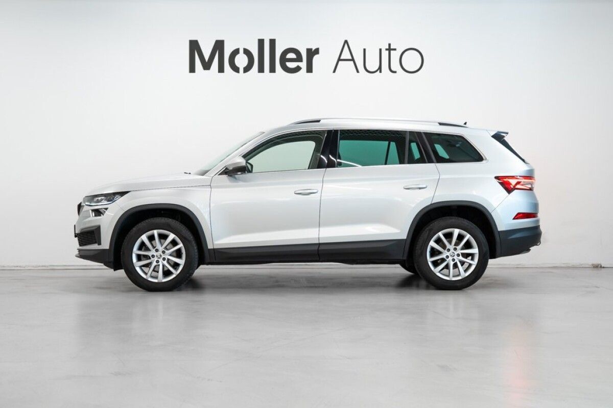 Škoda Kodiaq 2022, photo 2/26