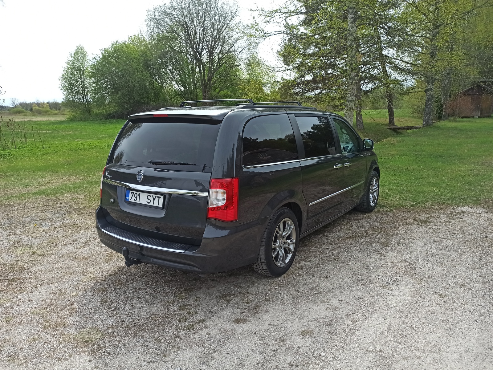 Lancia Voyager 2012, kuva 4/18